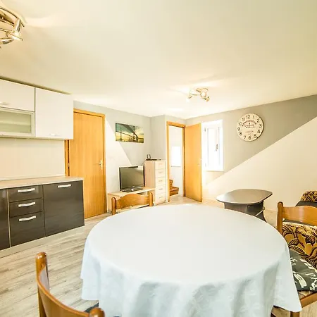 And Ana 833 Guest house